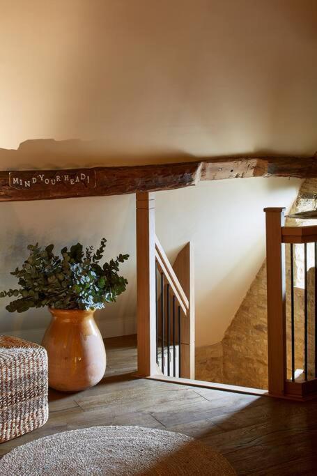 Dawn At The Sun Inn Felmersham, Our Signature Duplex Suite Sharnbrook ภายนอก รูปภาพ