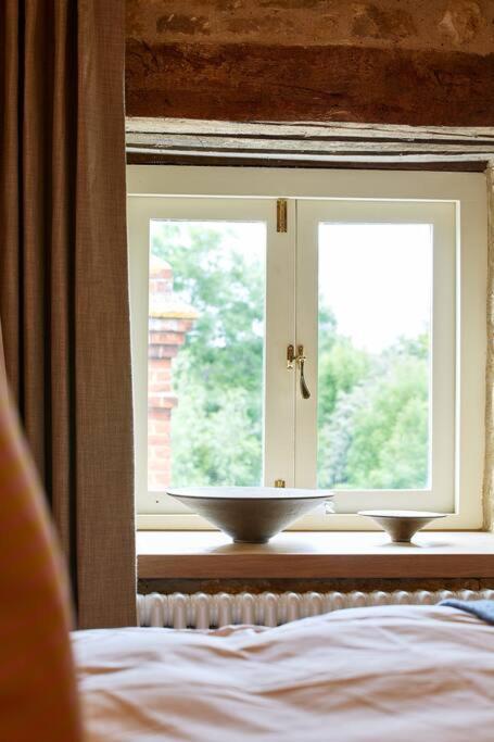 Dawn At The Sun Inn Felmersham, Our Signature Duplex Suite Sharnbrook ภายนอก รูปภาพ